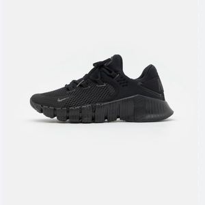 Nike metcon 4 all black shoe